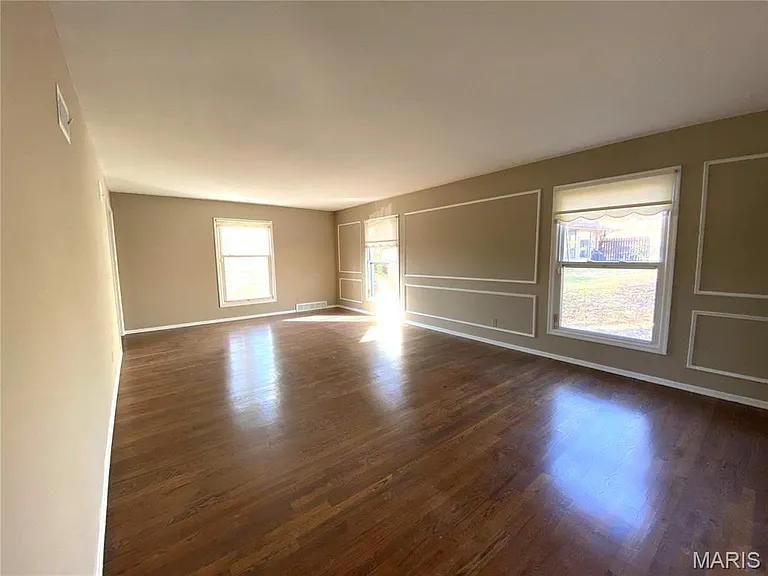54 Morwood Ln — Photo 4
