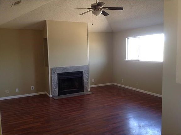 5th image of 1606 Taron Dr