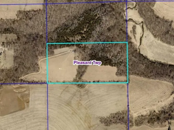 1386 Big Bluestem Rd, Decorah, IA 52101