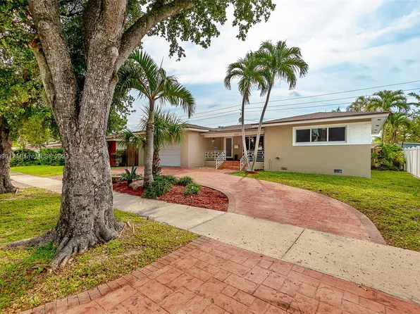 307 N Rainbow Dr, Hollywood, FL 33021