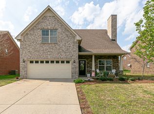 5021 Saint Ives Dr, Murfreesboro, TN 37128