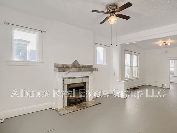 2nd image of 490 S Lincoln St