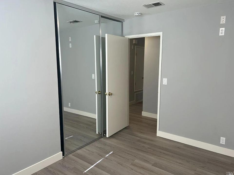 1st image of 2101 Drake Dr