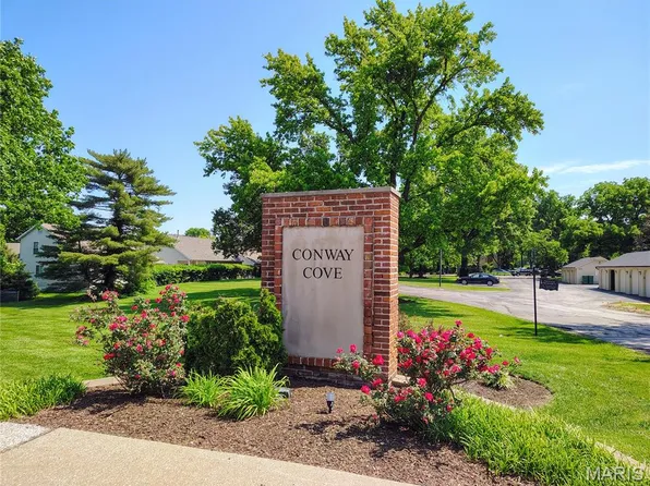 118 Conway Cove Dr, Chesterfield, MO 63017