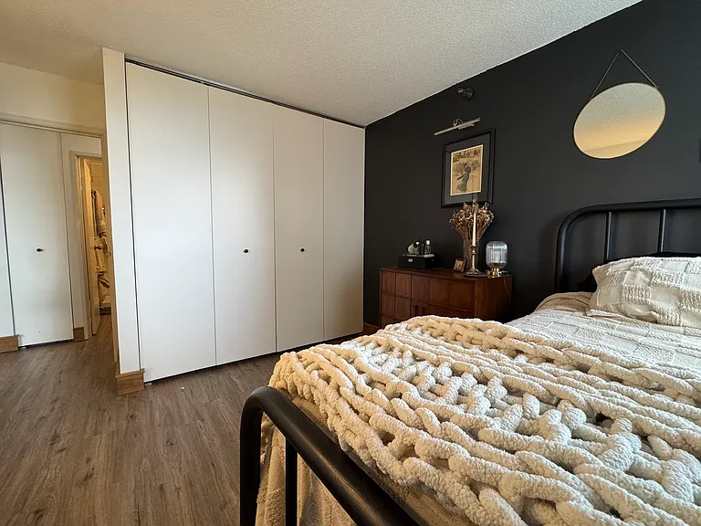 1660 N Prospect Ave #908 — Photo 16