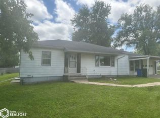 1816 Greenwood Dr, Ottumwa, IA 52501