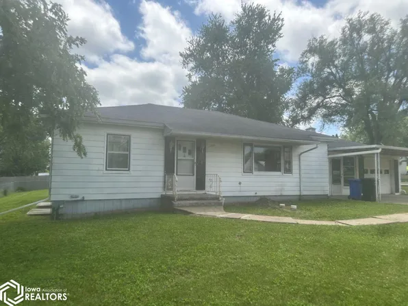 1816 Greenwood Dr, Ottumwa, IA 52501