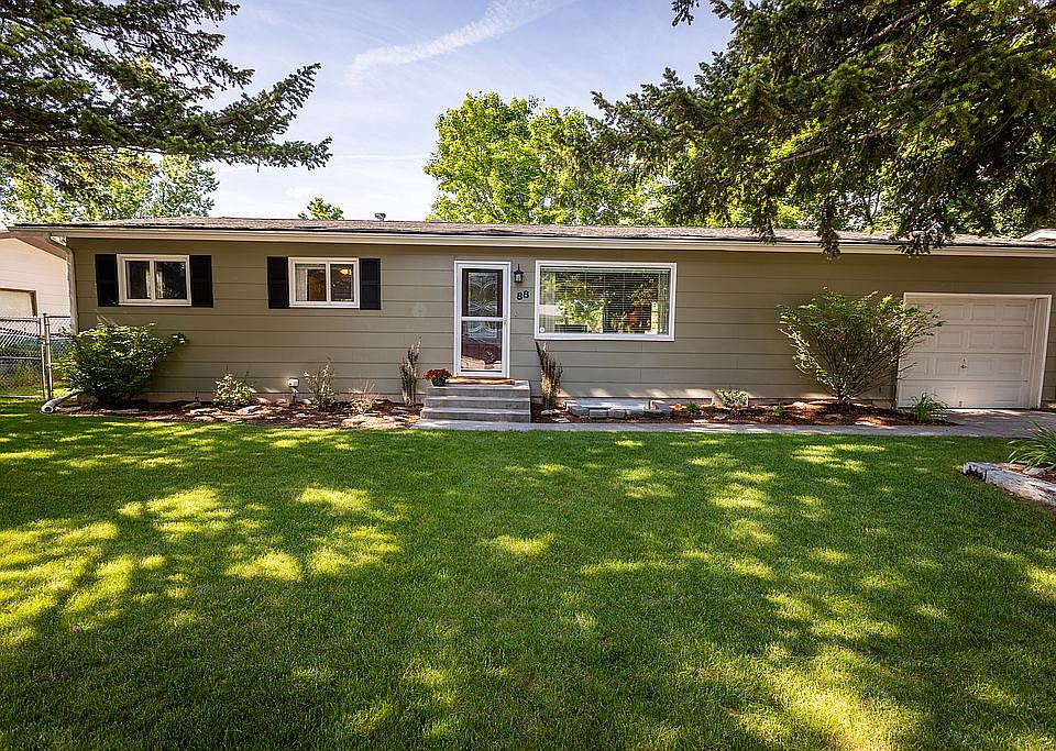 1st image of 88 Lacota Dr