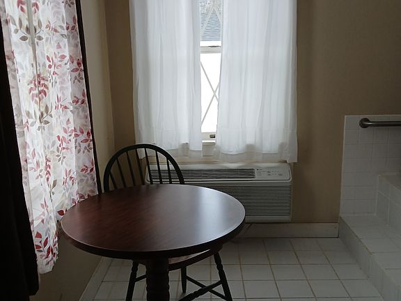 3rd image of 2254 Atlantic Hwy #18