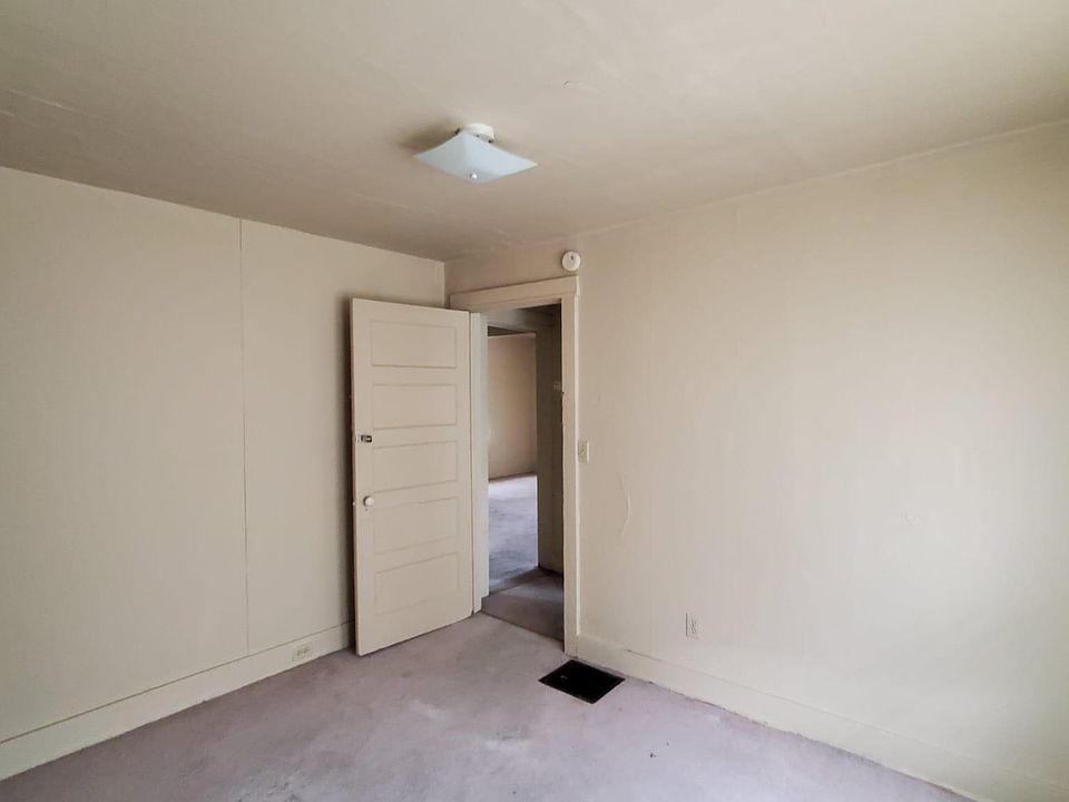 1st image of 512 S Wall St #3