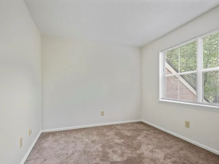 2117 Bucktrout Pl — Photo 13