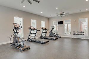 3rd image of 320 W Main St #938