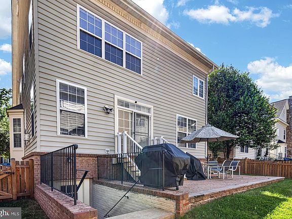 4th image of 14910 Southern Crossing St
