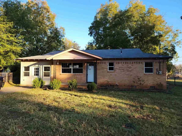 322 7th St, Charleston, AR 72933