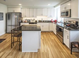 30 Village Hill Rd UNIT 302, Northampton, MA 01060