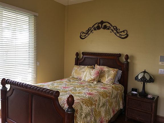 3rd image of 774 Pelican Ct