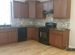 4- 6 Congress St, Amesbury, MA 01913