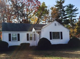 35 Jean Dr, Springfield, MA 01104