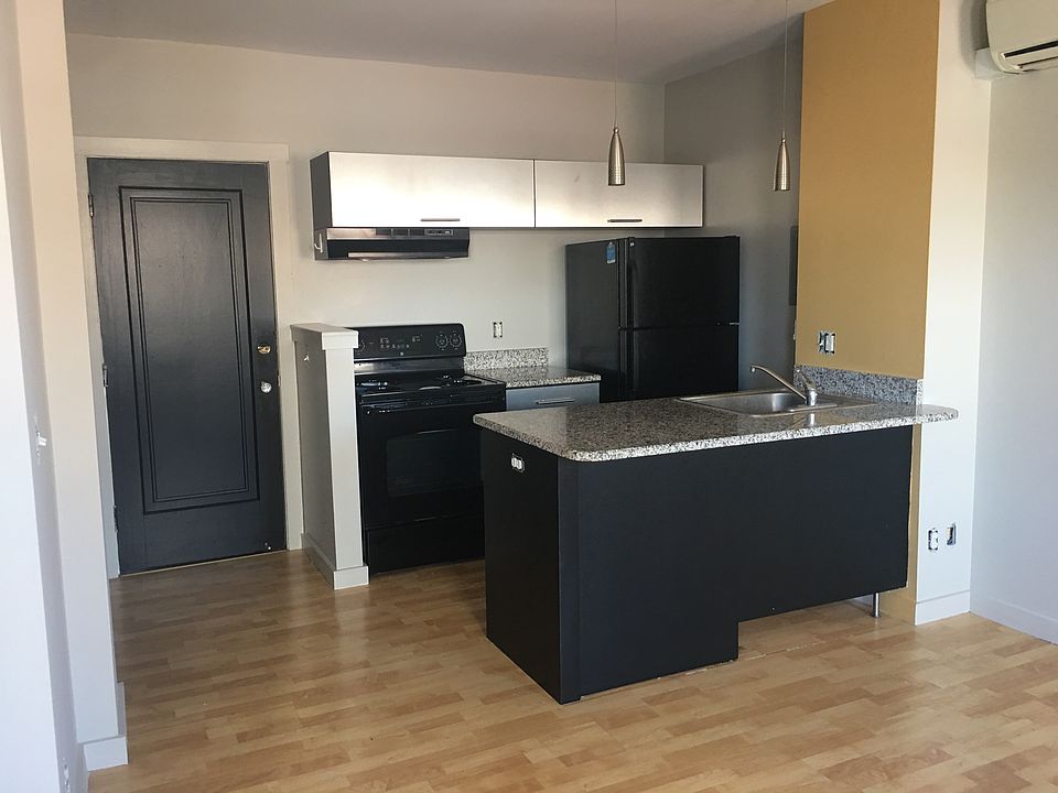 1st image of 310 W 6th St APT 106