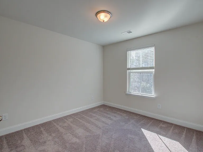 7821 Montview Rd — Photo 18