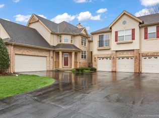 61 Spyglass Cir, Palos Heights, IL 60463