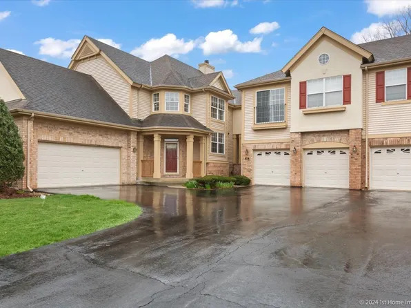 61 Spyglass Cir, Palos Heights, IL 60463