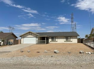10157 Mount Shasta Dr, Hesperia, CA 92345