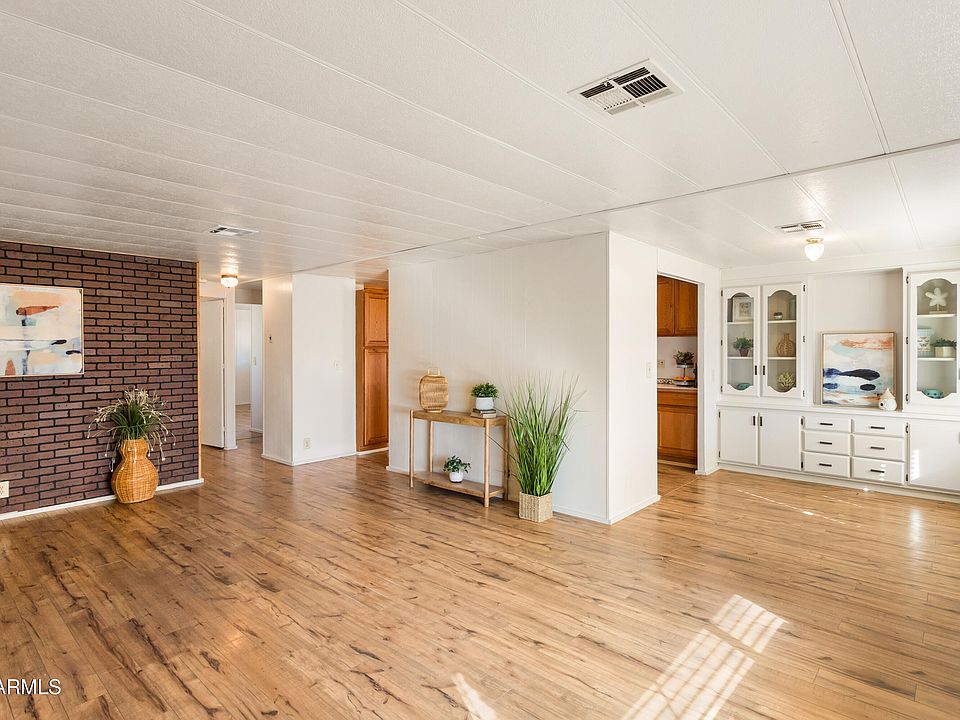 1st image of 4933 E Ironwood Cir