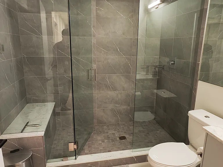 1526 Taylor Ave N #B — Photo 13