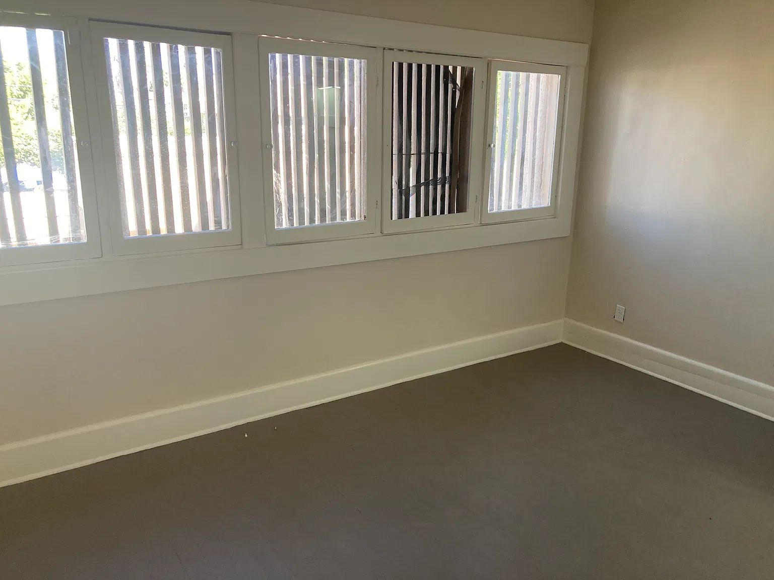 2 bed, 800 sqft, $2,250 — Photo 3
