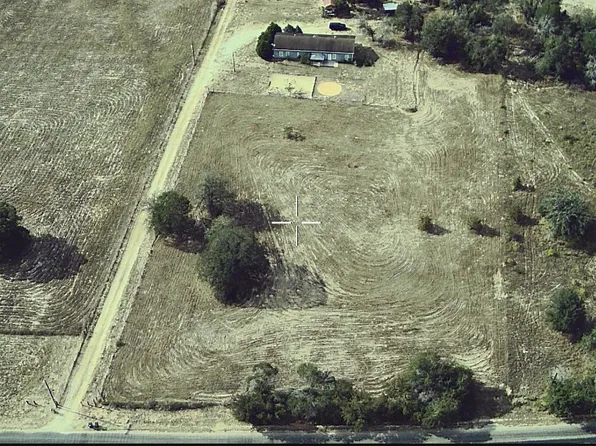 1077 C Rd, Sutherland Springs, TX 78161
