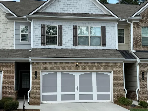 379 Cherryhill Ln, Woodstock, GA 30188