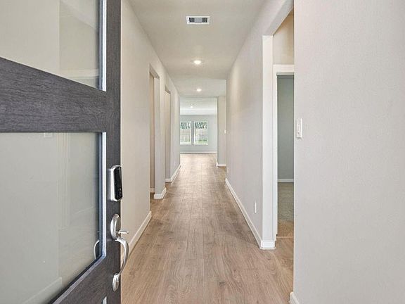2nd image of 2023 Murphy Ranch Ct