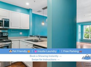 2393 Welcher Ave #305, Pt Coquitlam, BC V3C1X6