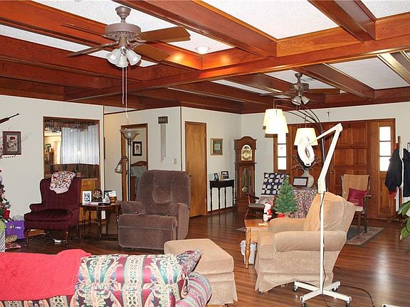 5th image of 100 Pierre Dr