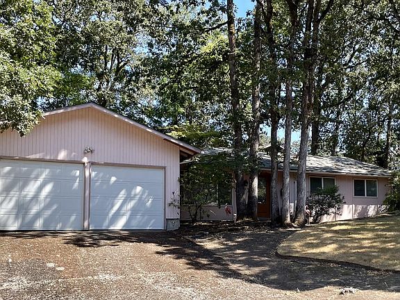 2nd image of 2771 Malibu Way