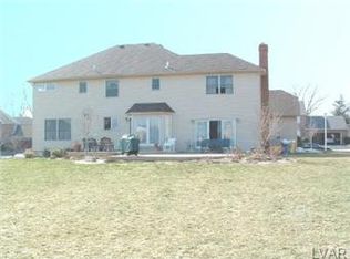 85 Madison Ln, Whitehall, PA 18052