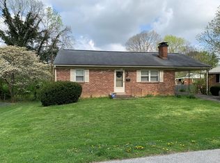 113 Cavern Dr, Frankfort, KY 40601