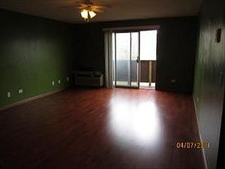 4th image of 961 Charlela Ln APT 202