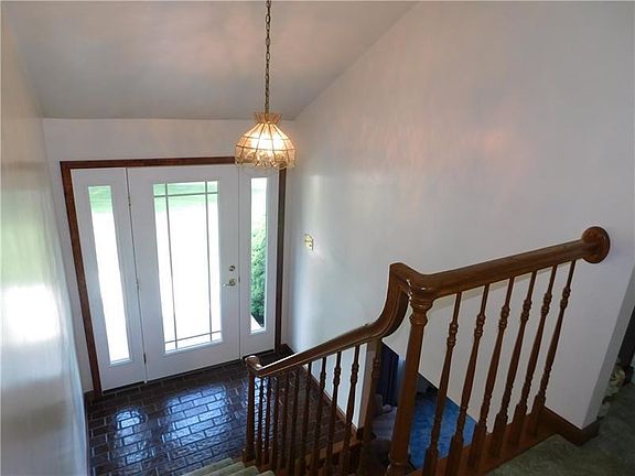 2nd image of 1064 Saybrook Dr