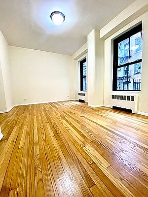 1st image of 515 E 78th St APT 3E