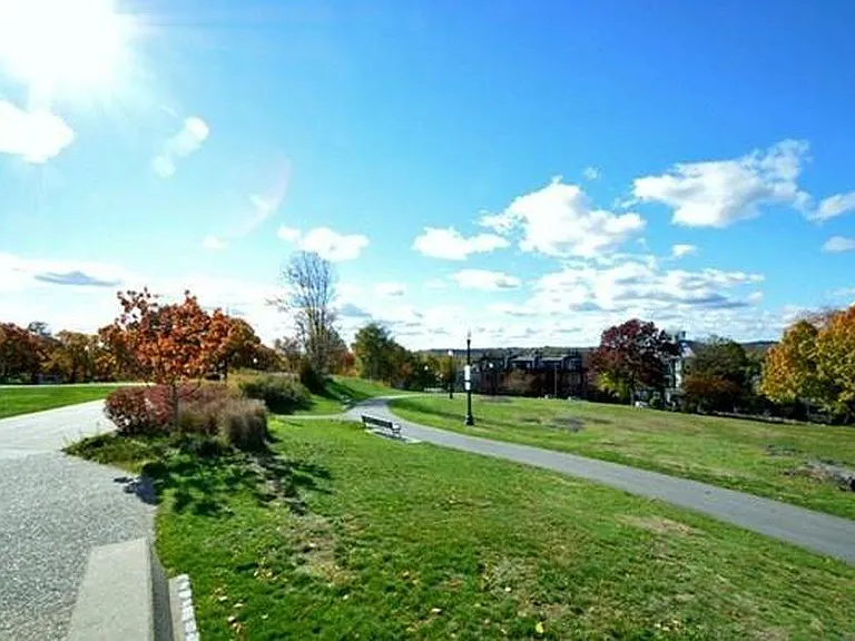 25 Fort Ave #2 — Photo 15