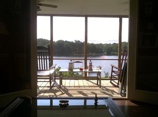 661 Lakeshore Dr, Cross Hill, SC 29332