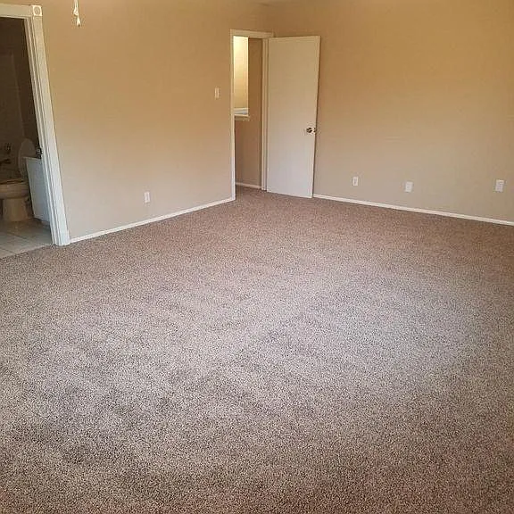 7902 Oval Mdws — Photo 12