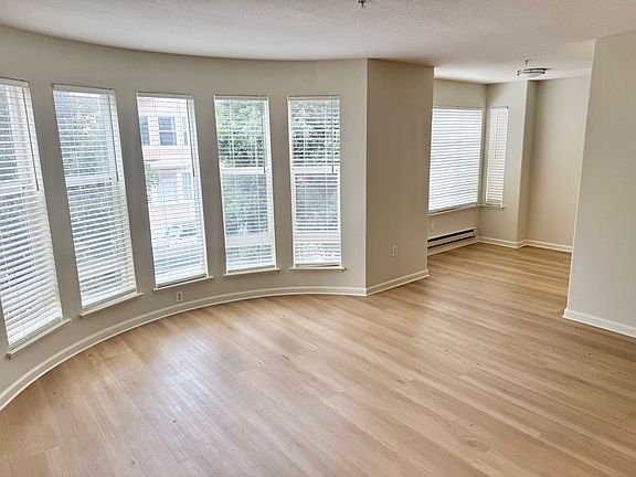 4th image of 405 12th Ave APT 201