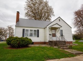 401 S Main St, Bourbon, IN