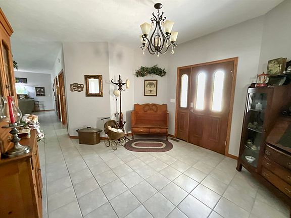 2nd image of 4008 Sequoia Drive