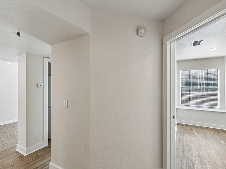 3901 Travis St #100 — Photo 18