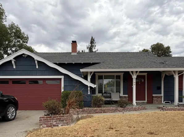 4709 Forest Pkwy, Sacramento, CA 95823