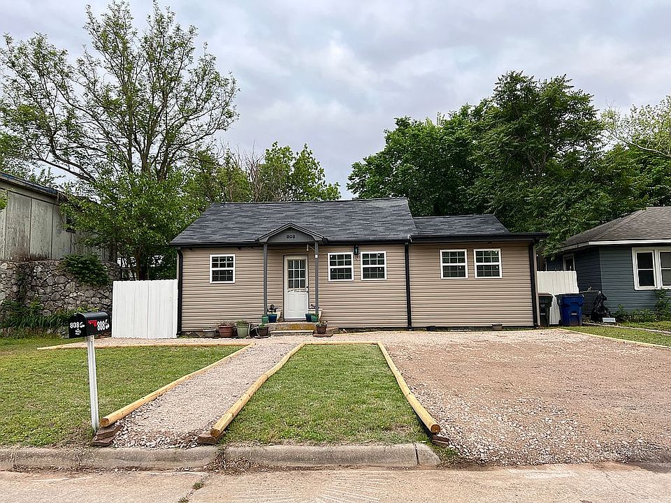 Front home & parking 